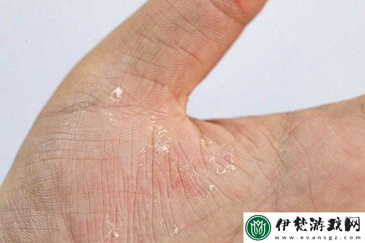 白花花的身上滿是汗津津的汗液