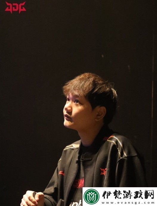 JDG賽后返圖