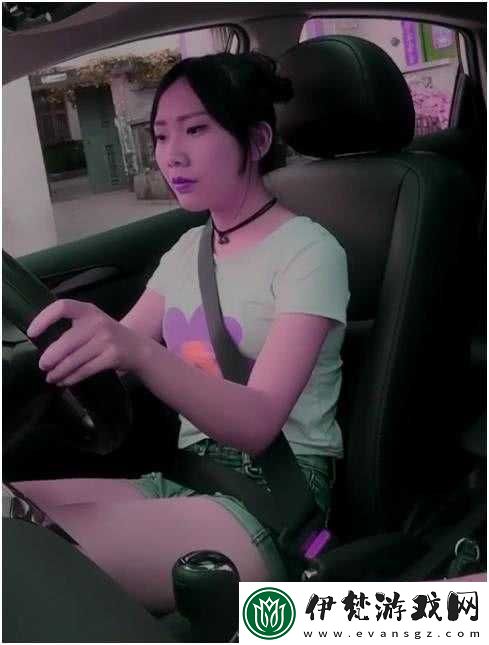 女性跟教練晚上練車合適嗎