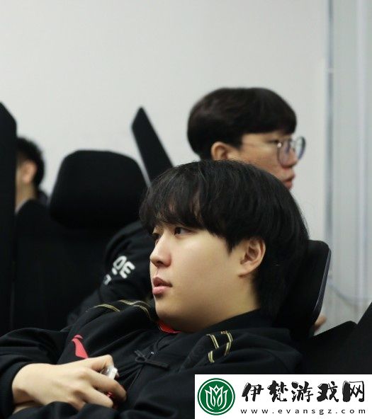JDG賽后返圖