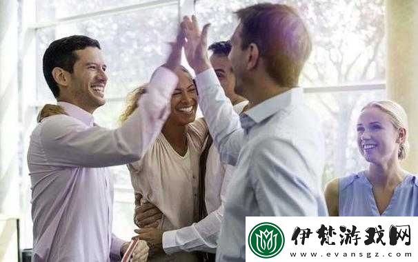老公看我和別人發(fā)的關(guān)系好開(kāi)心