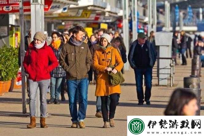 俄羅斯人又更又租中文