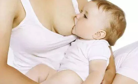 班主任讓我吃她胸罩喝她奶的口水嗎