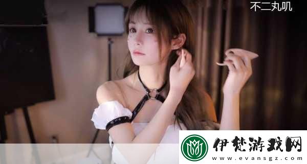 冷艷三無萌新風尚！OSK39憐兮跨界COSK安娜引爆手游圈