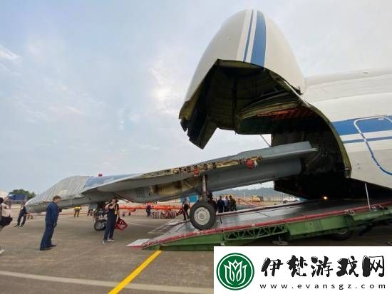 隱形戰(zhàn)機蘇57抵達珠海首次參加2024中國航展