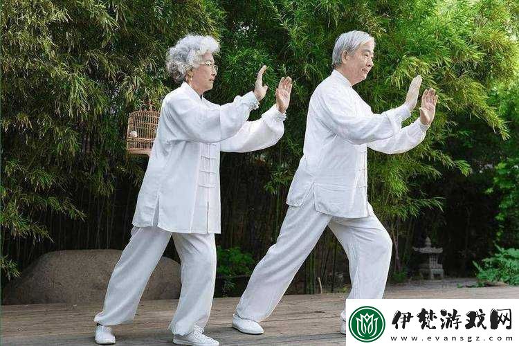 小雨去醫院面試體檢被老醫生