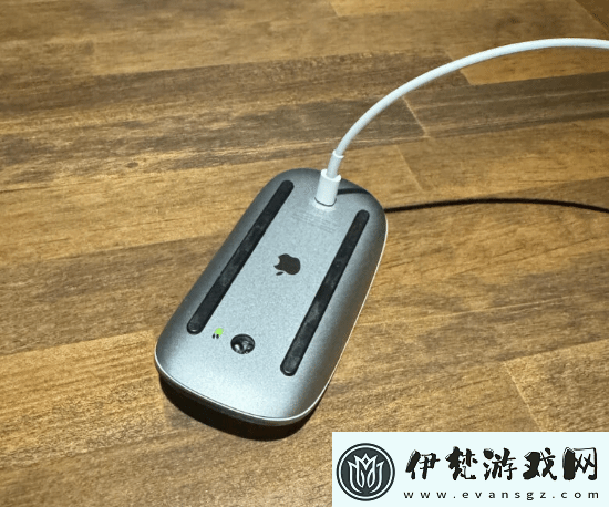 蘋果新款妙控鼠標充電方式遭吐槽
